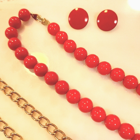 Red Chunky Long Necklace, Chain Necklace, Clip on Red Earrings (Lot of 3 Items) - Picture 2 of 4